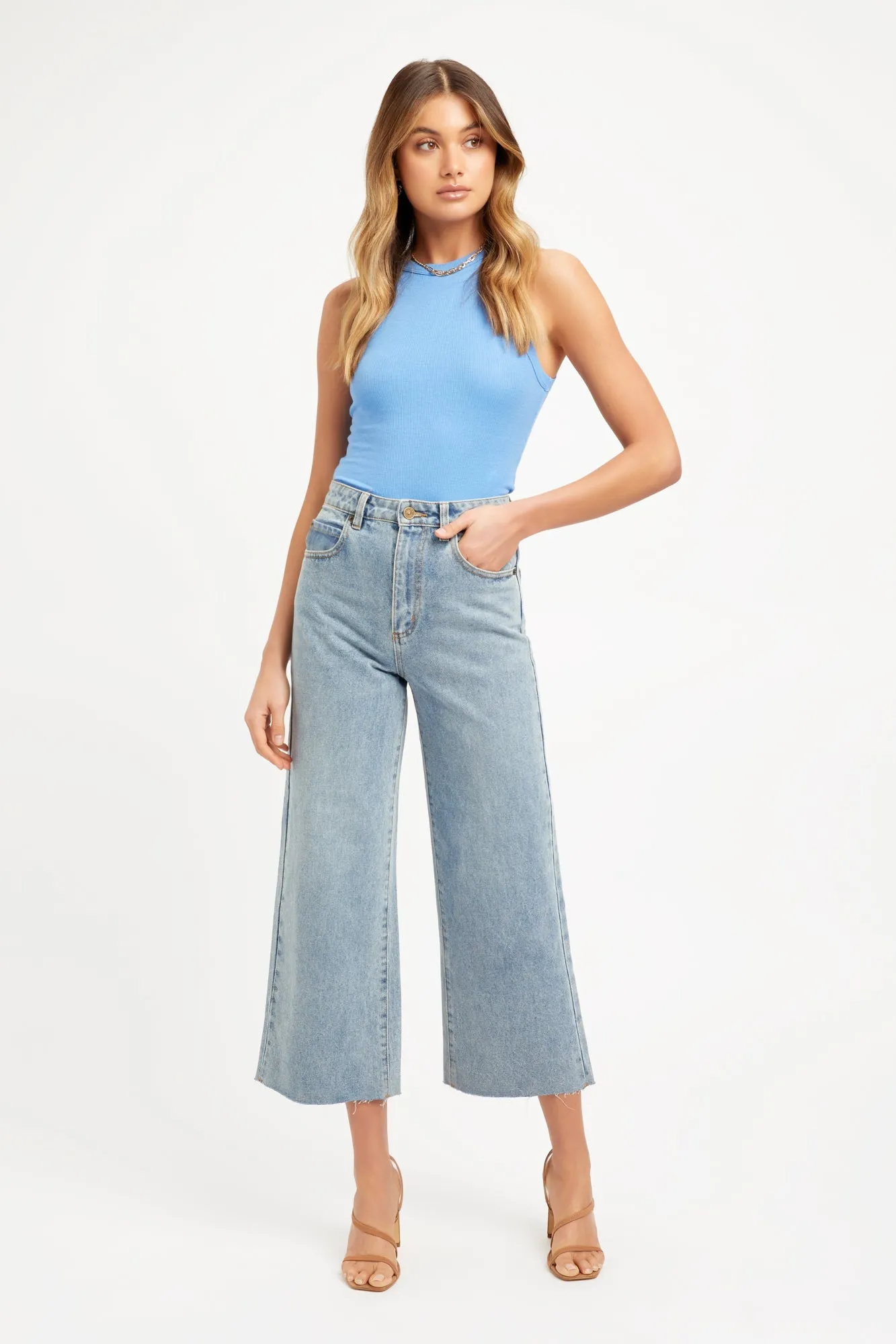 Taylor Crop Flare